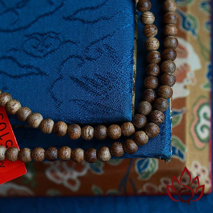 Vòng Trầm Hương 108 Hạt | 4 Ly | Trầm Tốc Kiến Tự Nhiên